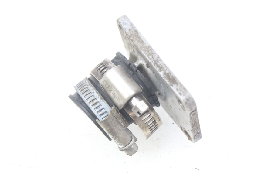 photo de PIPE D'ADMISSION DERBI SENDA 50 (2003 - 2005) - Gros plan technique