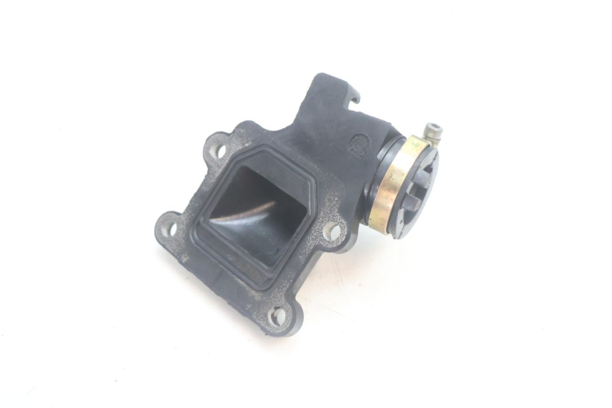photo de PIPE ADMISSION YAMAHA SLIDER 50 (1999 - 2004) - Autre angle de vue