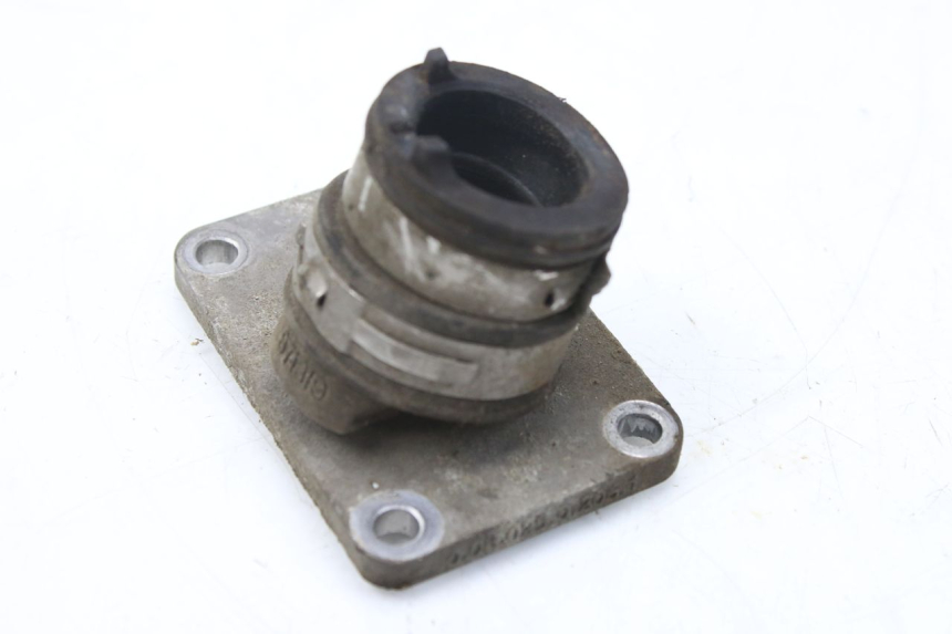 photo de PIPE D'ADMISSION GILERA SMT SUPERMOTARD 50 (2009 - 2017) - Zoom état d’usage