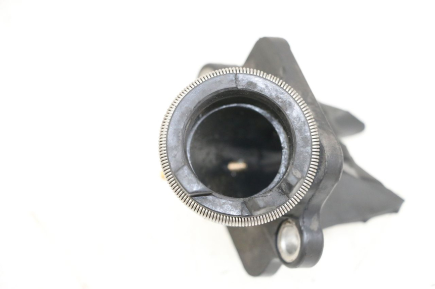 photo de PIPE ADMISSION PEUGEOT STREETZONE I 2T 50 (2018 - 2020) - Détail de la pièce