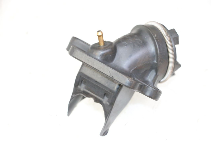 photo de PIPE ADMISSION PEUGEOT STREETZONE I 2T 50 (2018 - 2020) - Zoom état d’usage