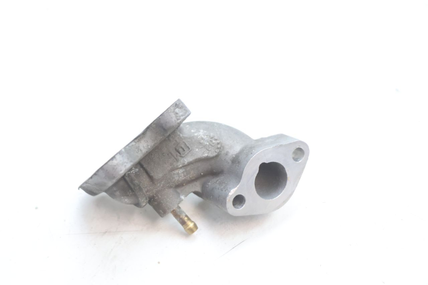 photo de PIPE ADMISSION PEUGEOT TREKKER 50 (1995 - 2004) - Zoom état d’usage