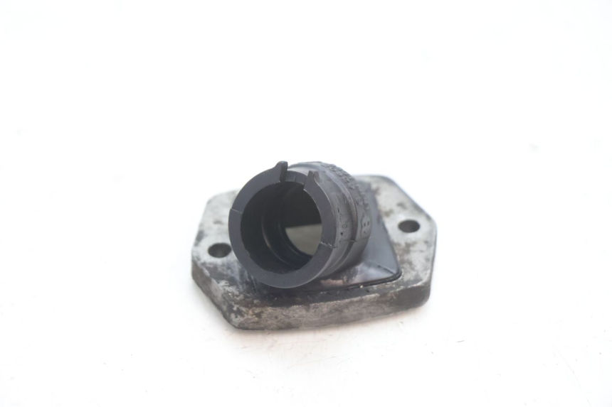 photo de PIPE ADMISSION PIAGGIO TYPHOON 50 (2000 - 2009) - Détail de la pièce