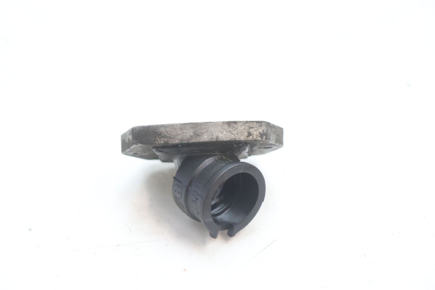 photo de PIPE ADMISSION PIAGGIO TYPHOON 50 (2000 - 2009) - Autre angle de vue