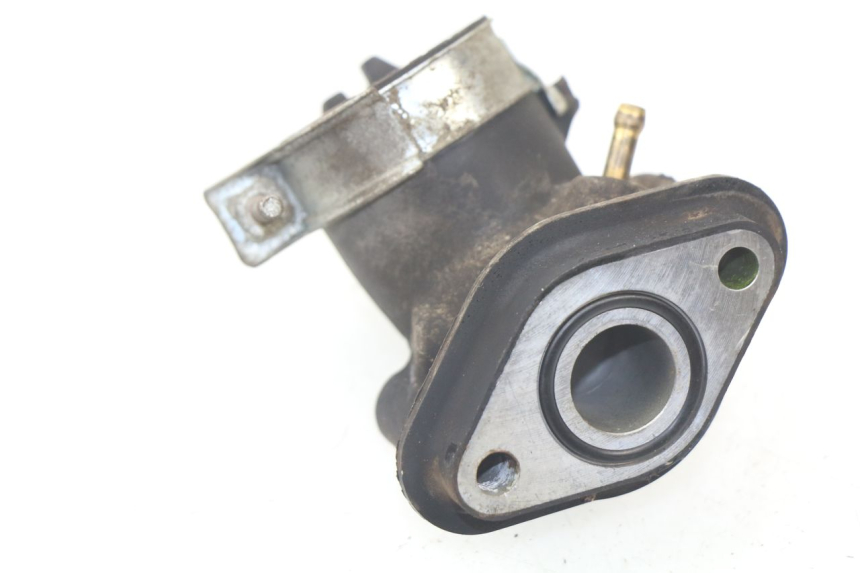 photo de PIPE D'ADMISSION PEUGEOT V-CLIC VCLIC 50 (2007 - 2013) - Détail de la pièce