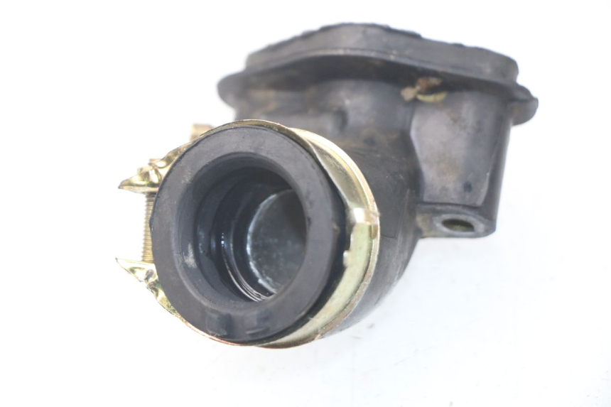 photo de PIPE D'ADMISSION PEUGEOT V-CLIC VCLIC 50 (2007 - 2013) - Zoom état d’usage