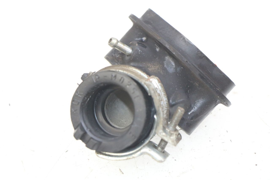 photo de PIPE D'ADMISSION PEUGEOT V-CLIC VCLIC 50 (2007 - 2013) - Vue principale