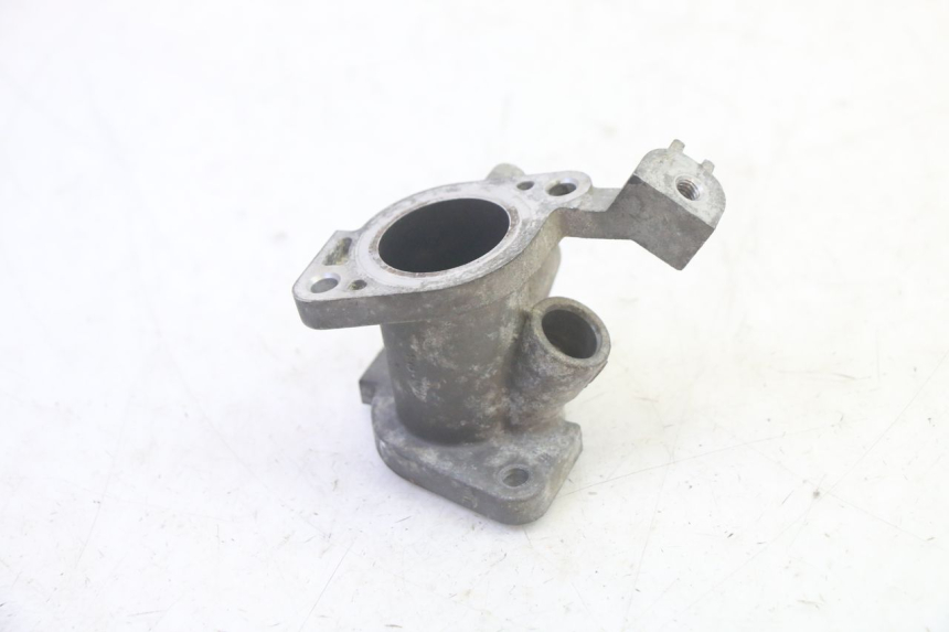 photo de PIPE D'ADMISSION DAELIM VJ ROADWIN FI 125 (2008 - 2017) - Zoom état d’usage