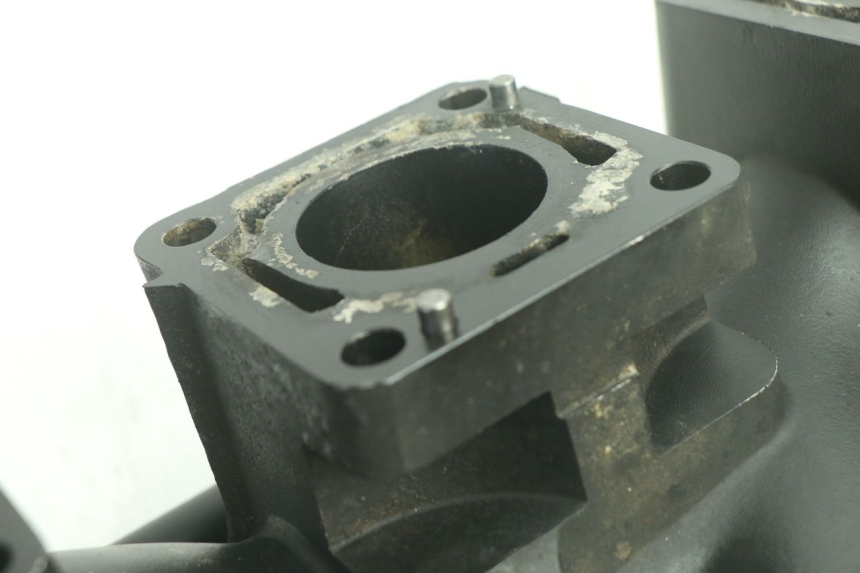 photo de PIPE ADMISSION YAMAHA WAVE RUNNER GP R 1200 (2000 - 2003) - Vue d’ensemble