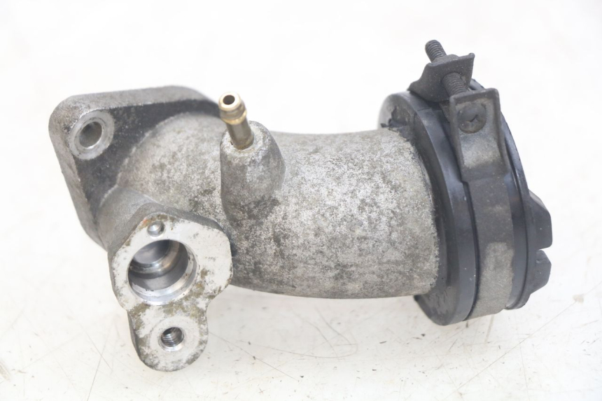 photo de PIPE ADMISSION YAMAHA X-MAX XMAX 250 (2006 - 2009) - Vue principale