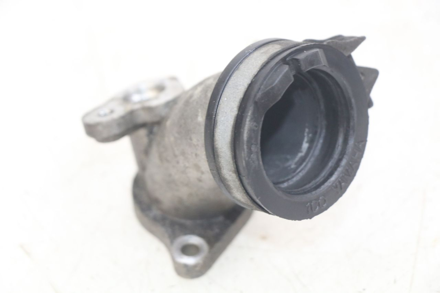photo de PIPE ADMISSION YAMAHA X-MAX XMAX 250 (2006 - 2009) - Autre angle de vue