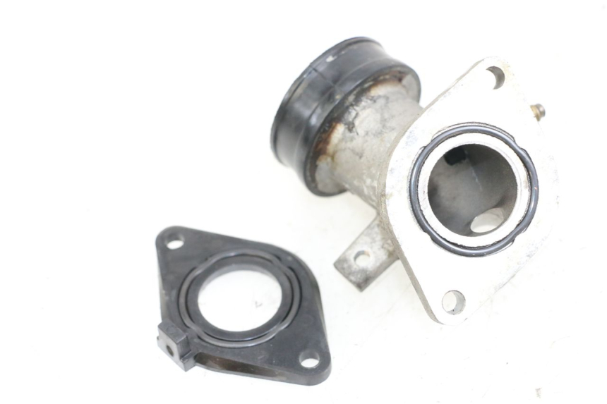 photo de PIPE ADMISSION YAMAHA X-MAX XMAX 125 (2010 - 2013) - Zoom état d’usage