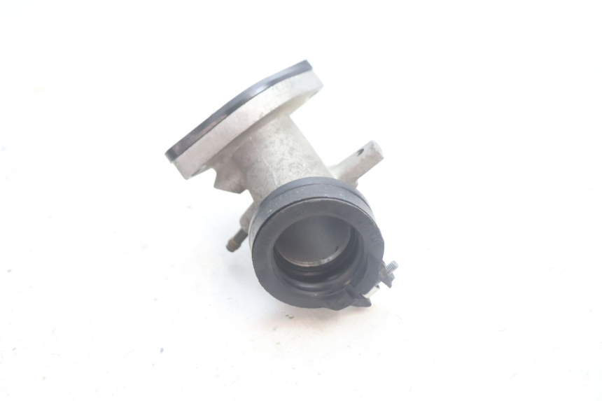 photo de PIPE ADMISSION YAMAHA X-MAX XMAX 125 (2010 - 2013) - Vue d’ensemble