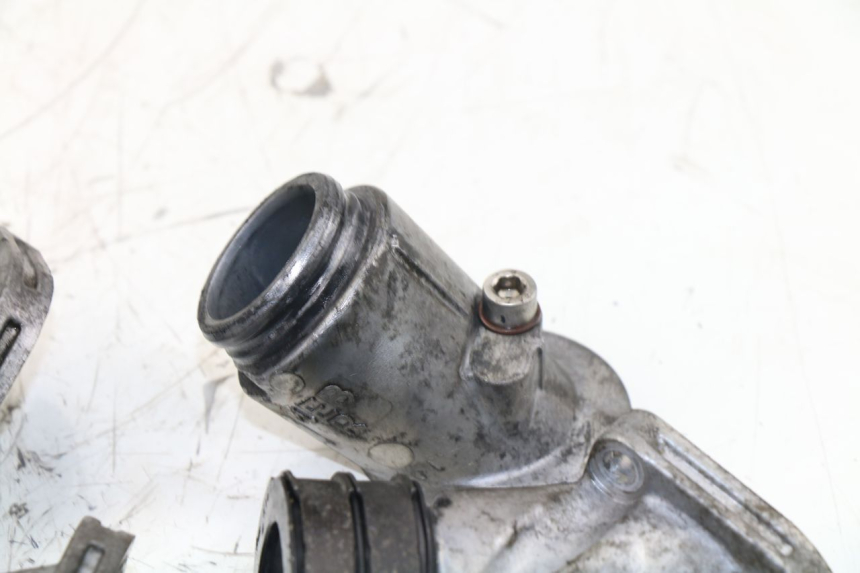 photo de PIPE ADMISSION YAMAHA XJS DIVERSION 600 (1997 - 1999) - Marquages et références