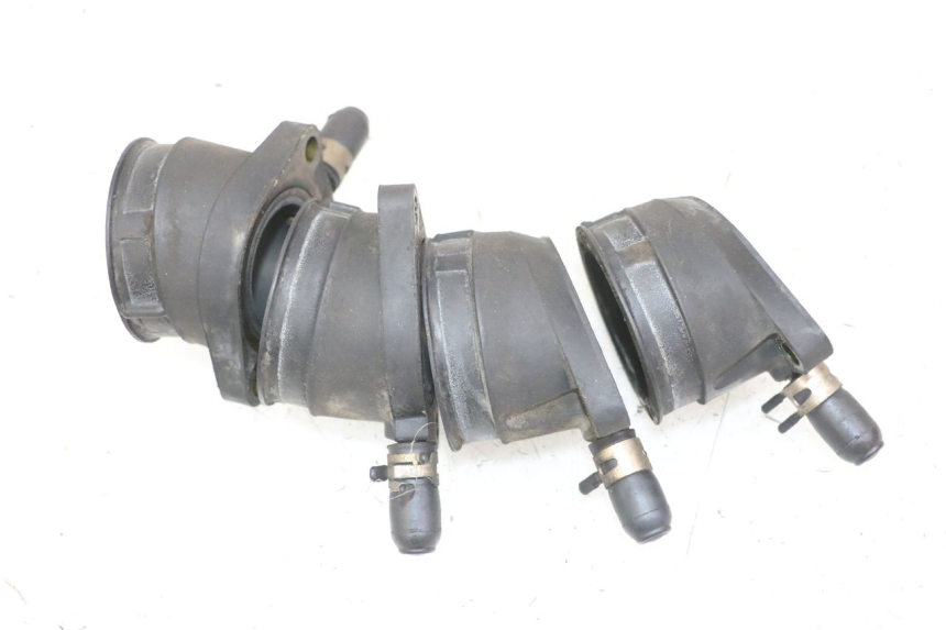 photo de PIPE D'ADMISSION YAMAHA FZS FAZER 600 (2001 - 2003) - Zoom état d’usage
