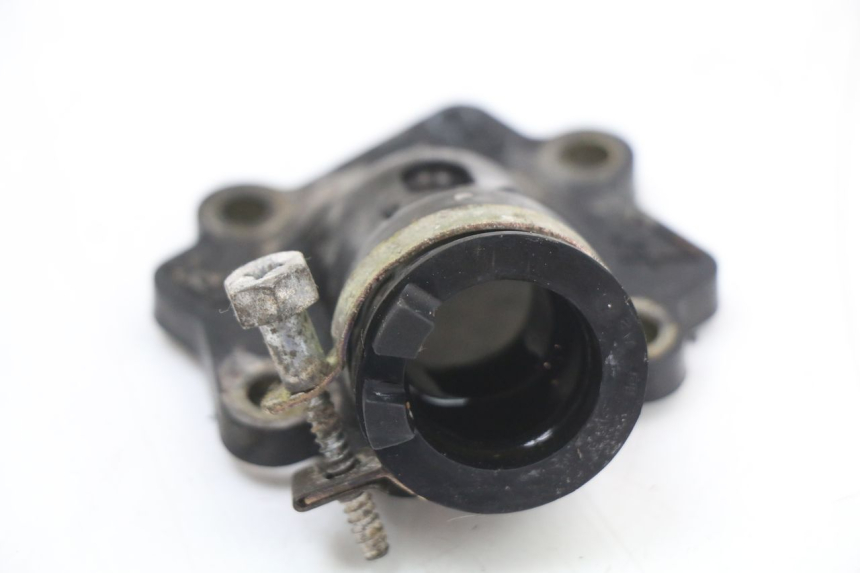 photo de PIPE ADMISSION YAMAHA YE ZEST 50 (1992 - 1998) - Détail de la pièce