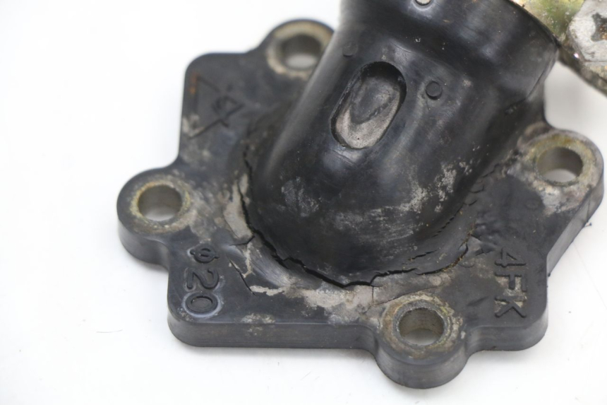 photo de PIPE ADMISSION YAMAHA YE ZEST 50 (1992 - 1998) - Autre angle de vue