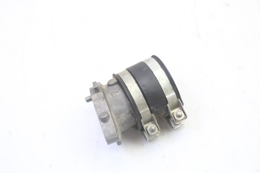 photo de PIPE ADMISSION YAMAHA YFM R RAPTOR 250 (2008 - 2014) - Détail de la pièce