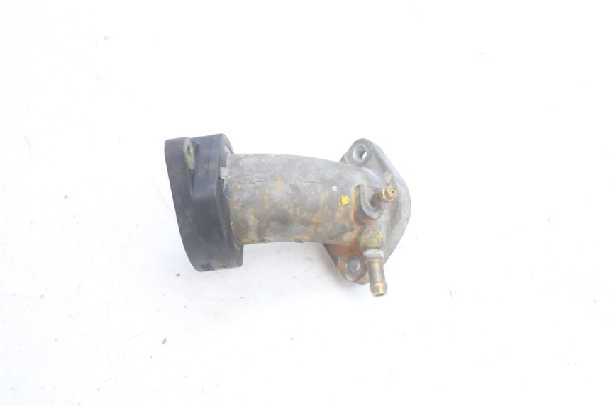 photo de PIPE D'ADMISSION YAMAHA YP MAJESTY 125 (2002 - 2006) - Vue principale