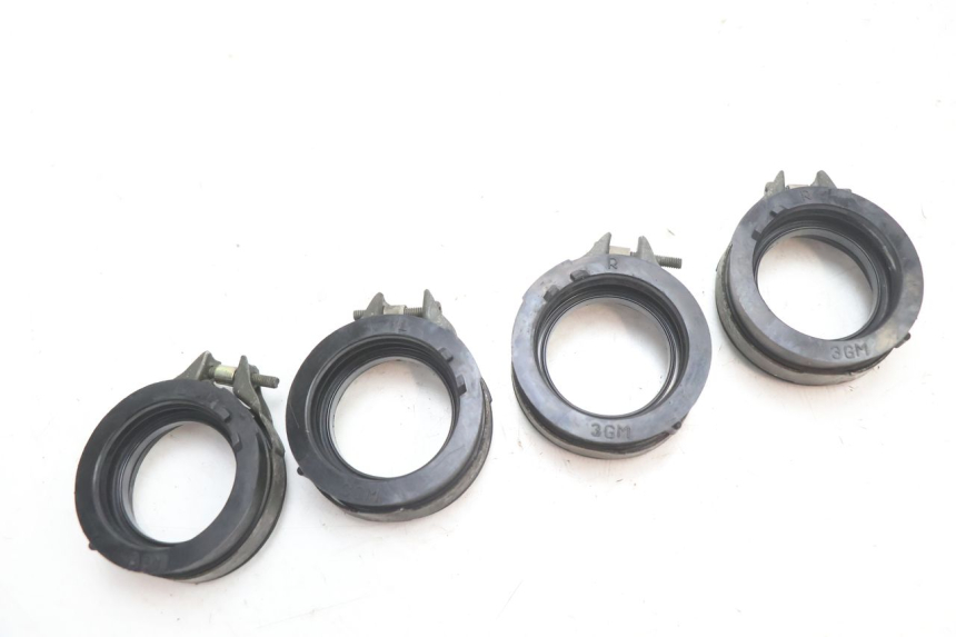 photo de PIPE ADMISSION YAMAHA YZF R GENESIS 750 (1993 - 1998) - Points de fixation