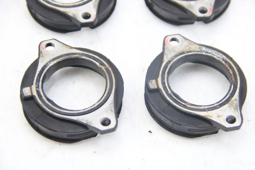 photo de PIPE D'ADMISSION KAWASAKI Z ABS 1000 (2014 - 2020) - Gros plan technique