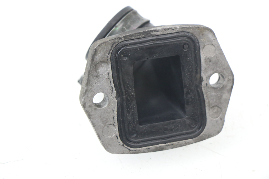 photo de PIPE D'ADMISSION PIAGGIO ZIP 2T 50 (2009 - 2019) - Détail de la pièce