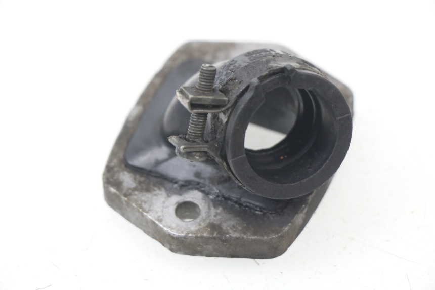 photo de PIPE D'ADMISSION PIAGGIO ZIP 2T 50 (2009 - 2019) - Autre angle de vue