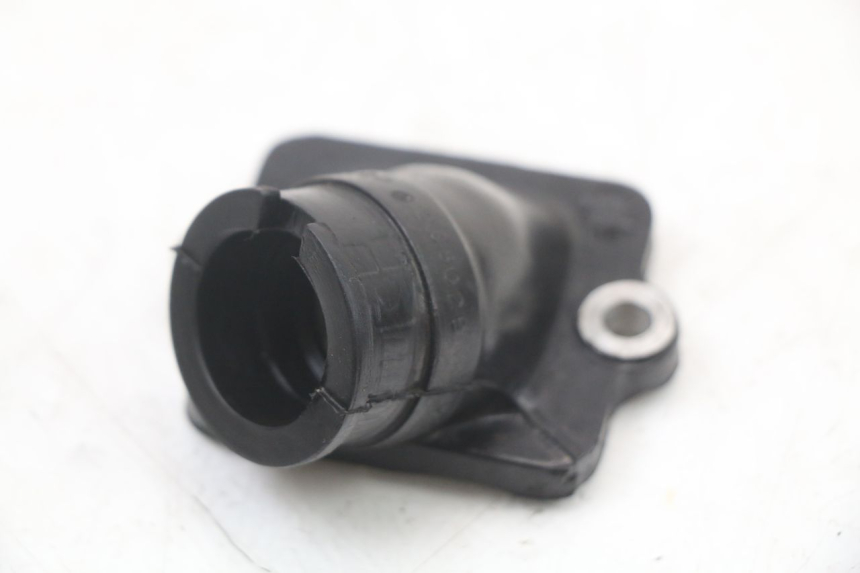 photo de PIPE D'ADMISSION PIAGGIO ZIP 2T 50 (2009 - 2019) - Zoom état d’usage