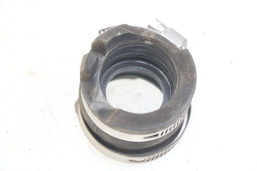 photo de PIPE D'ADMISSION PIAGGIO ZIP 4T 50 (2018 - 2020) - Autre angle de vue