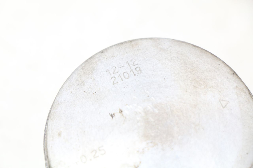 photo de PISTON YAMAHA BLASTER 200 (1987 - 2002) - Gros plan technique