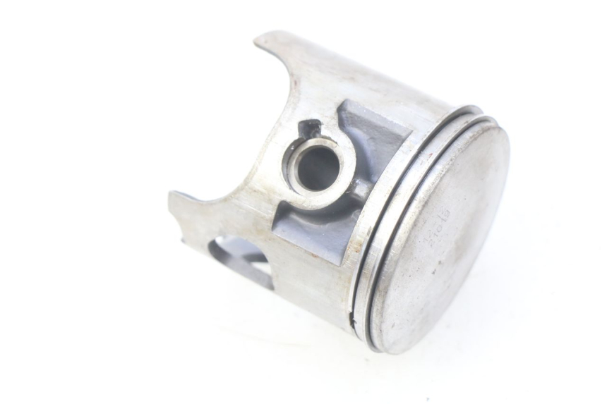 photo de PISTON YAMAHA BLASTER 200 (1987 - 2002) - Points de fixation