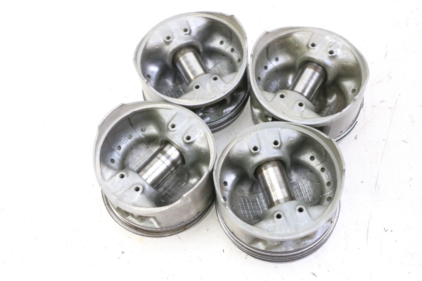 photo de PISTON YAMAHA FJ 36Y 1100 (1984 - 1985) - Autre angle de vue