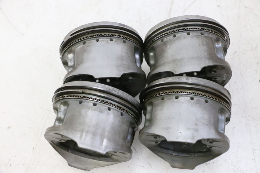 photo de PISTON YAMAHA FJ 36Y 1100 (1984 - 1985) - Vue d’ensemble
