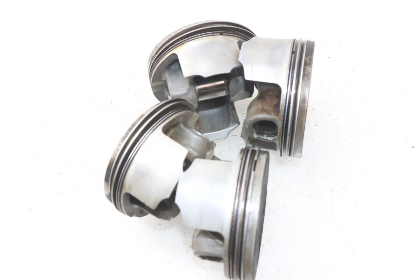 photo de PISTON YAMAHA FJR ABS 1300 (2006 - 2012) - Vue d’ensemble