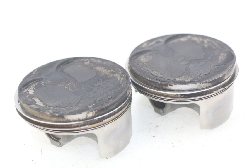 photo de PISTON YAMAHA MT-07 MT07 ABS 700 (2014 - 2017) - Gros plan technique