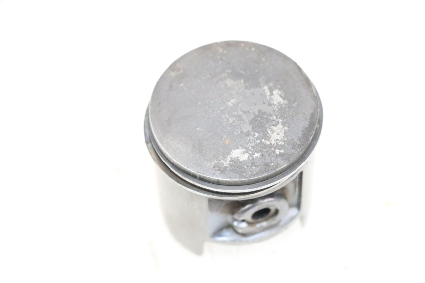 photo de PISTON MBK OVETTO ONE 2T 50 (2013 - 2017) - Autre angle de vue