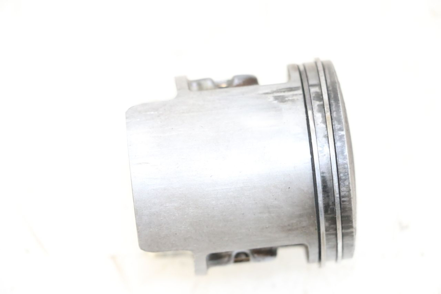 photo de PISTON MBK OVETTO ONE 2T 50 (2013 - 2017) - Gros plan technique
