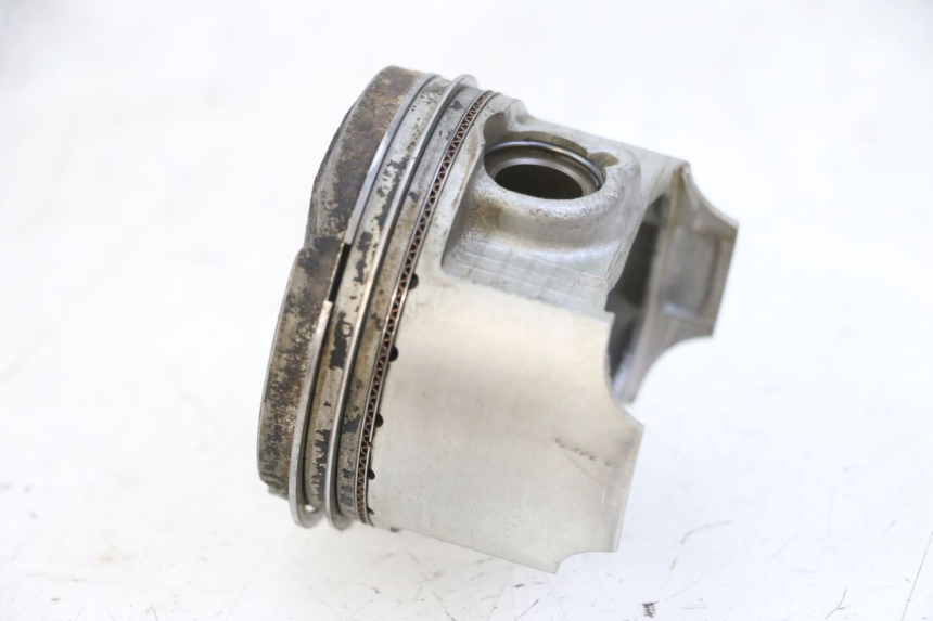 photo de PISTON SUZUKI BURGMAN 125 (2007 - 2014) - Vue d’ensemble