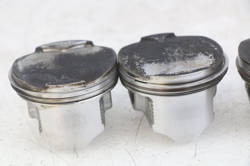 photo de PISTON KAWASAKI Z 750 (2007 - 2013) - Zoom composants
