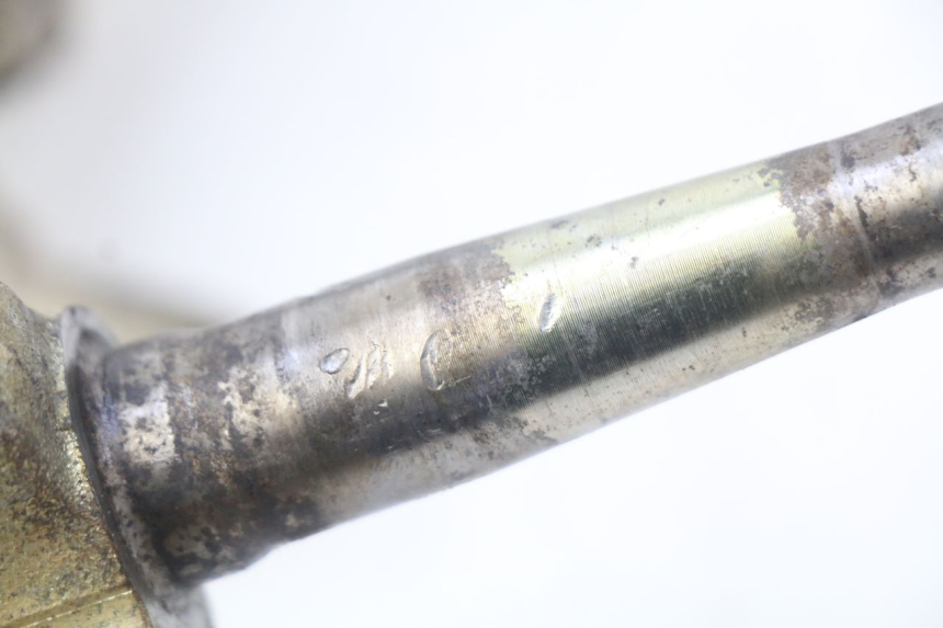 photo de PIVOT FUSEE YAMAHA BLASTER 200 (1987 - 2002) - Autre angle de vue