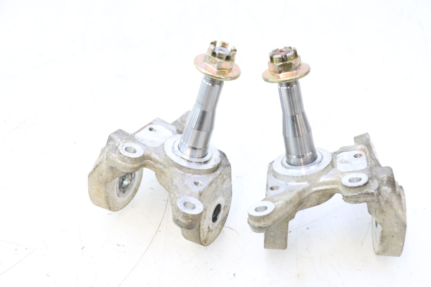 photo de PIVOT FUSEE KYMCO MXU R 250 (2004 - 2010) - Détail de la pièce