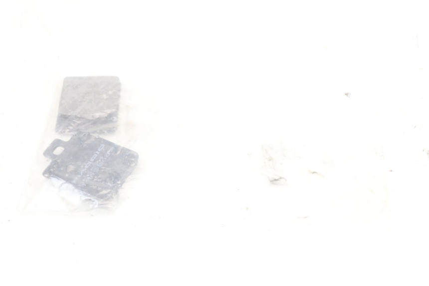 photo de PLAQUETTE FREIN AVANT PIAGGIO MP3 LT 400 (2007 - 2012) - Détail de la pièce