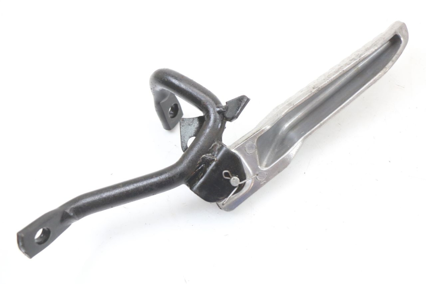 photo de PLATINE CALE PIED ARRIERE DROIT JONWAY AZTRAL 125 (2008 - 2017) - Autre angle de vue