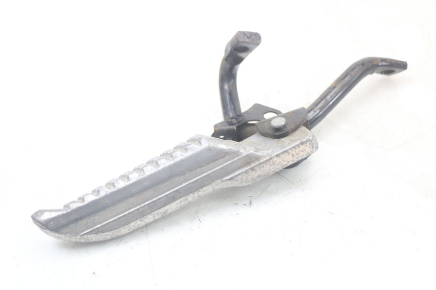 photo de PLATINE CALE PIED ARRIERE DROIT JONWAY AZTRAL 125 (2008 - 2017) - Détail de la pièce