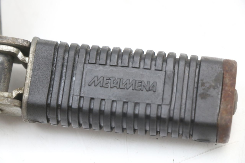 photo de PLATINE CALE PIED ARRIERE DROIT SHERCO CITY CORP 125 (2003 - 2007) - Vue d’ensemble