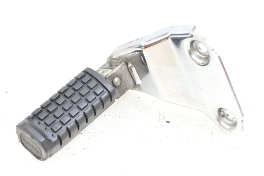 photo de PLATINE CALE PIED ARRIERE DROIT APRILIA CLASSIC 125 (1995 - 2001) - Vue principale