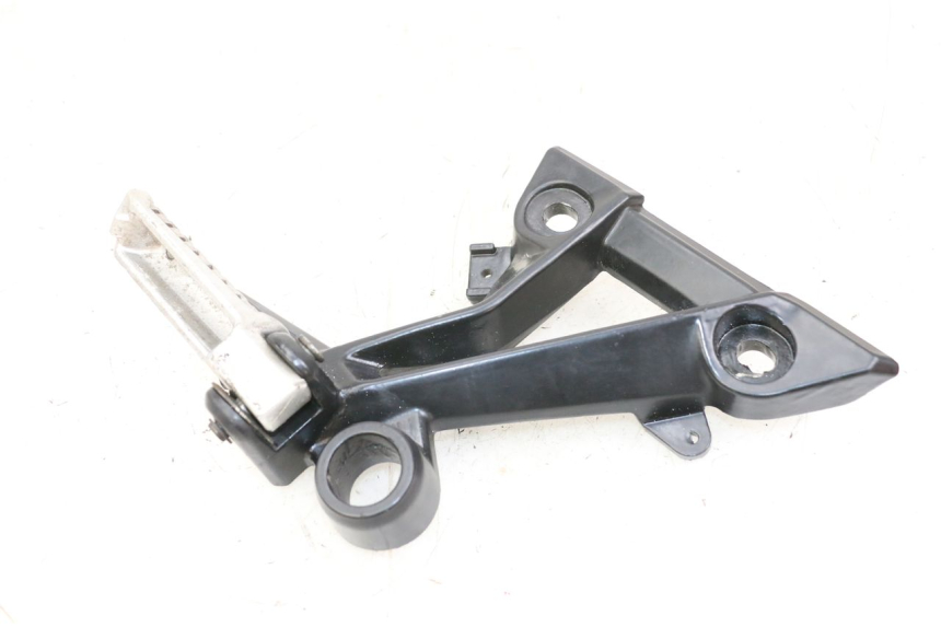 photo de PLATINE CALE PIED ARRIERE DROIT EBROH BRAVO GLE 1 (2020 - 2024) - Autre angle de vue