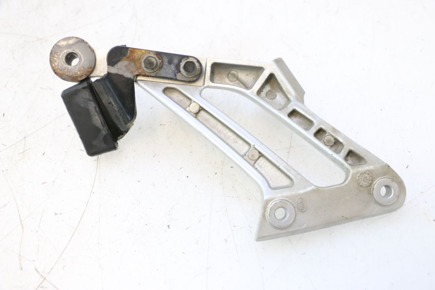 photo de PLATINE CALE PIED ARRIERE DROIT YAMAHA FJR 1300 (2001 - 2005) - Zoom état d’usage