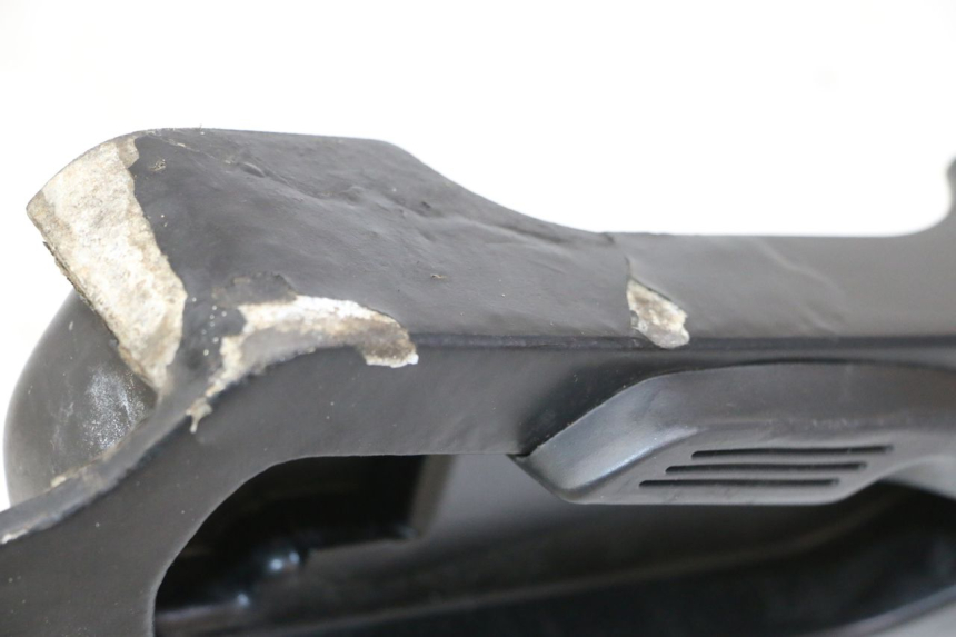 photo de PLATINE CALE PIED ARRIERE DROIT GILERA NEXUS 300 (2008 - 2013) - Détail de la pièce