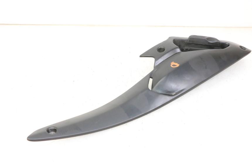 photo de PLATINE CALE PIED ARRIERE DROIT GILERA NEXUS 300 (2008 - 2013) - Gros plan technique